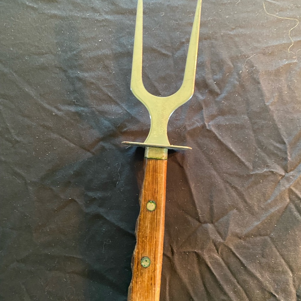 Persona Two-Prong Carving Fork in Brown and Silver
